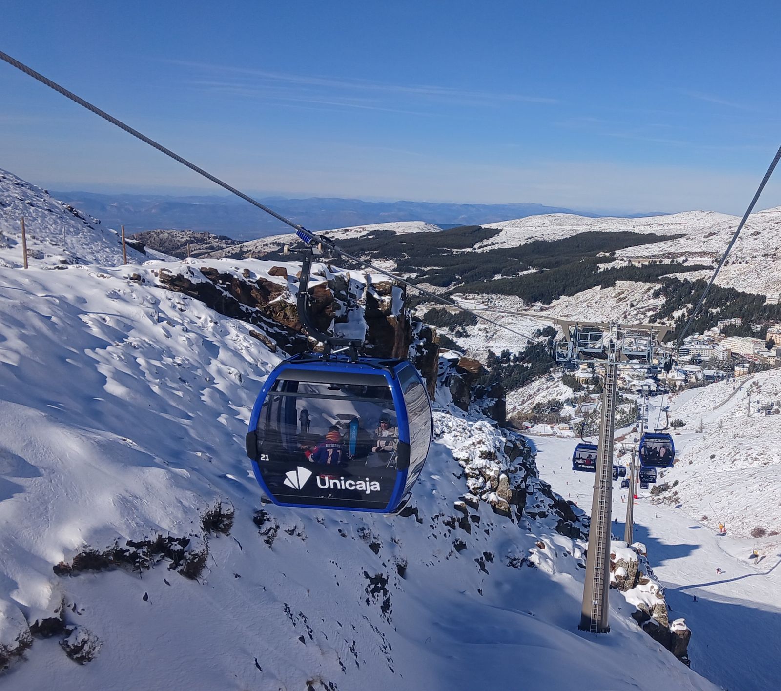 Evento temático ese fin de semana en Sierra Nevada: noches de hotel y forfaits de regalo desde el viernes 13