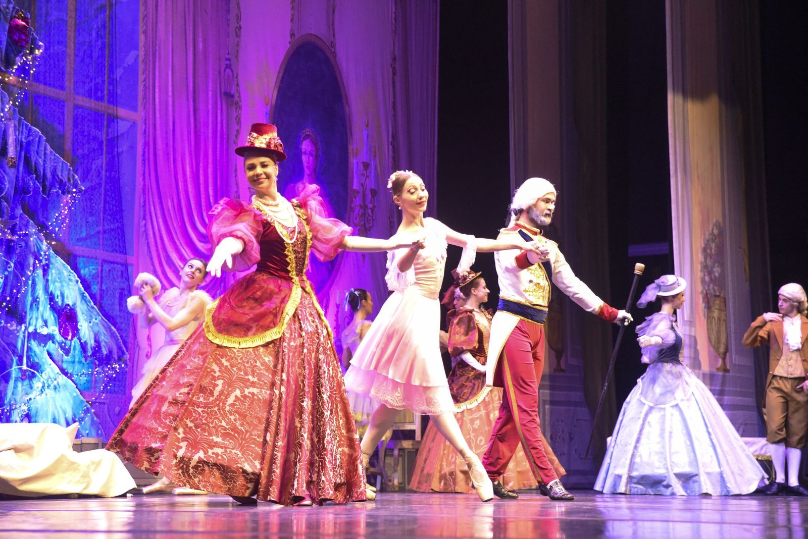 Las fotos de "El Cascanueces", por el ballet de Kiev, en La Linea