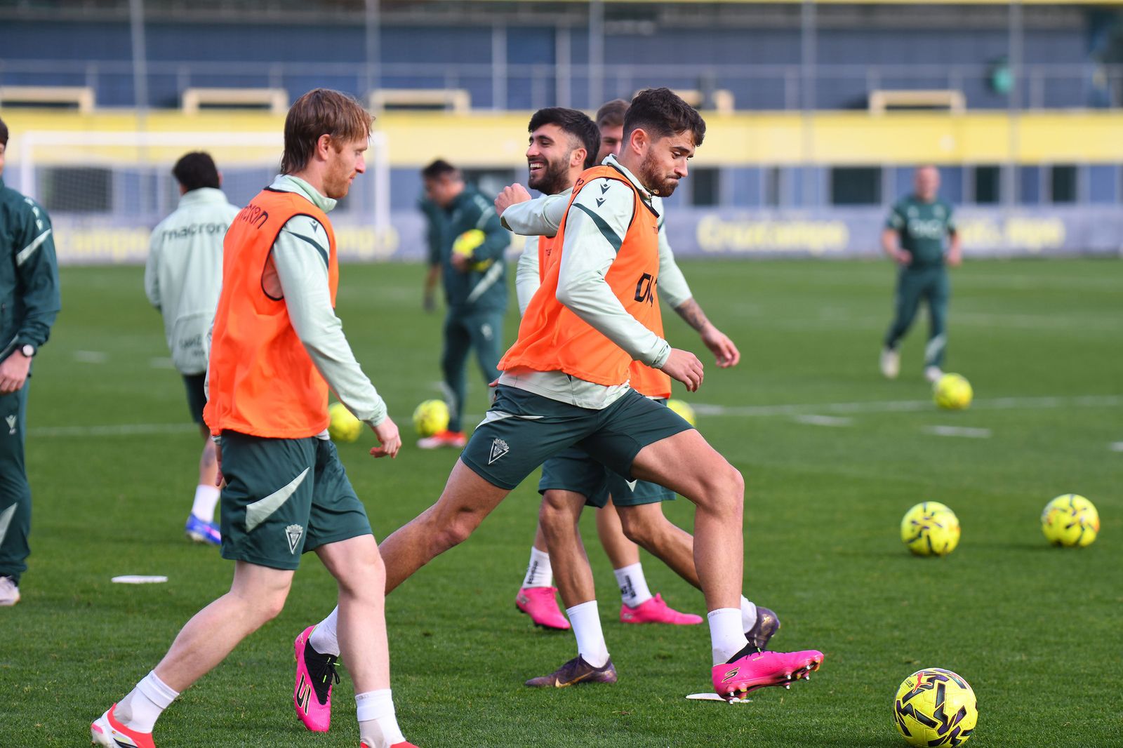 Los amarillos esperan revertir su situación en El Alcoraz.
