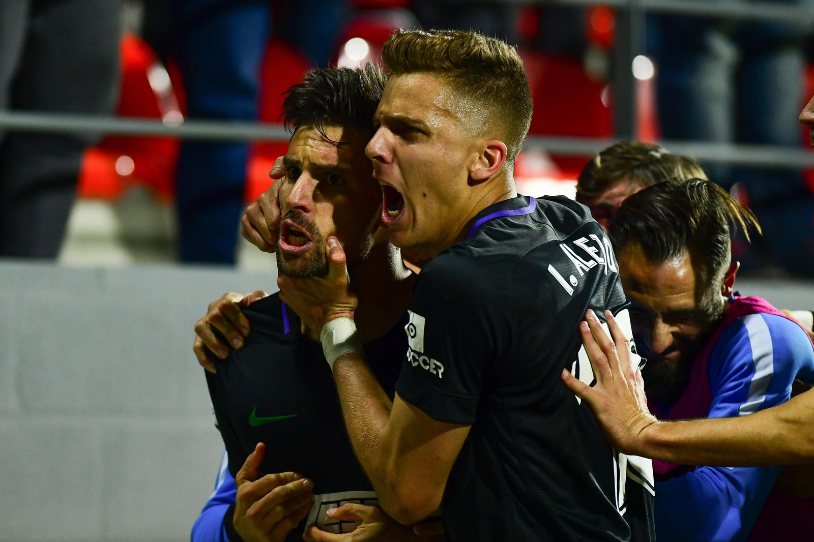 Las fotos del Rayo Majadahonda - Málaga CF