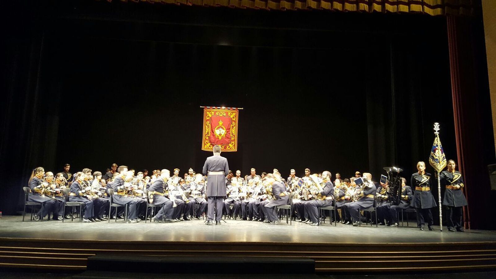 Sones benéficos para Emaus