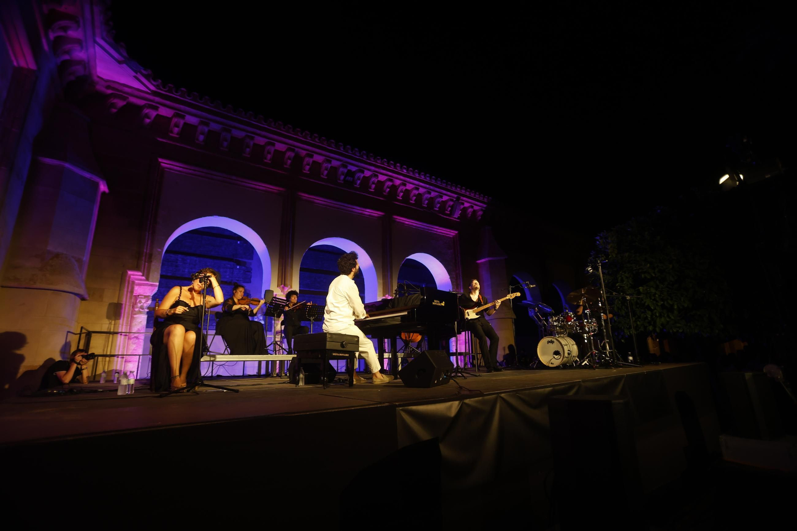Las mejores imágenes de la Noche Blanca del Flamenco de Córdoba