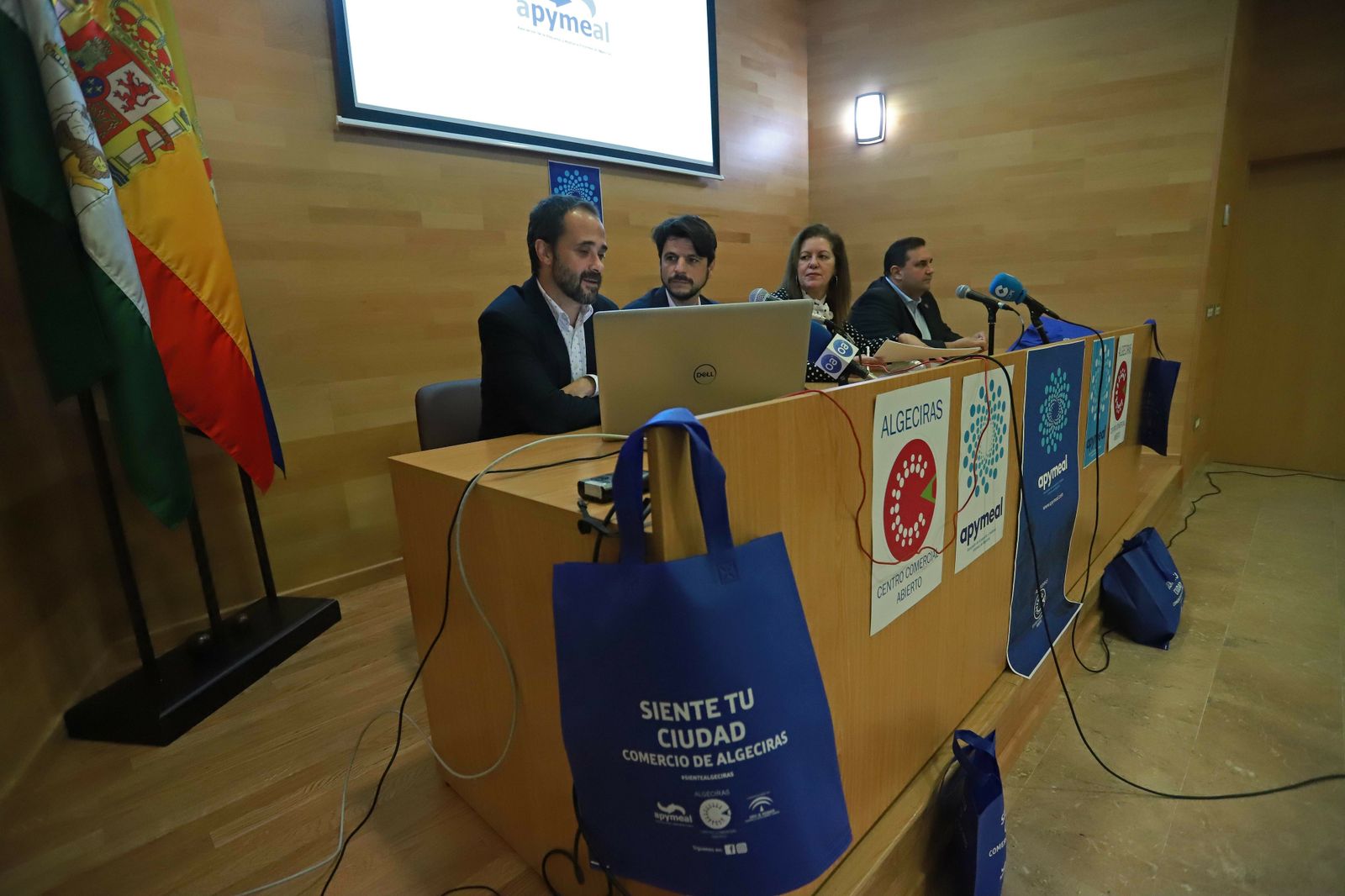 Un momento de la presentación de Apymeal, con Juan José Peña, Sergio Pelayo, Francisca Ríos y Manuel Ruiz.