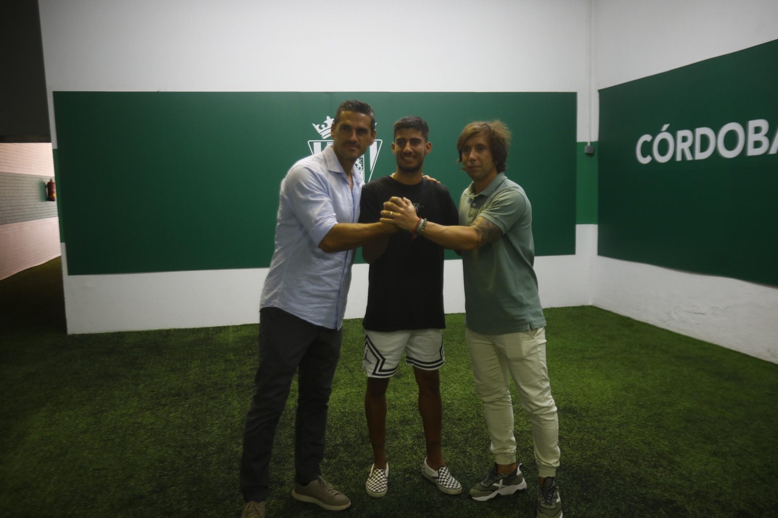 Las imágenes de la presentación de Calderón con el Córdoba CF