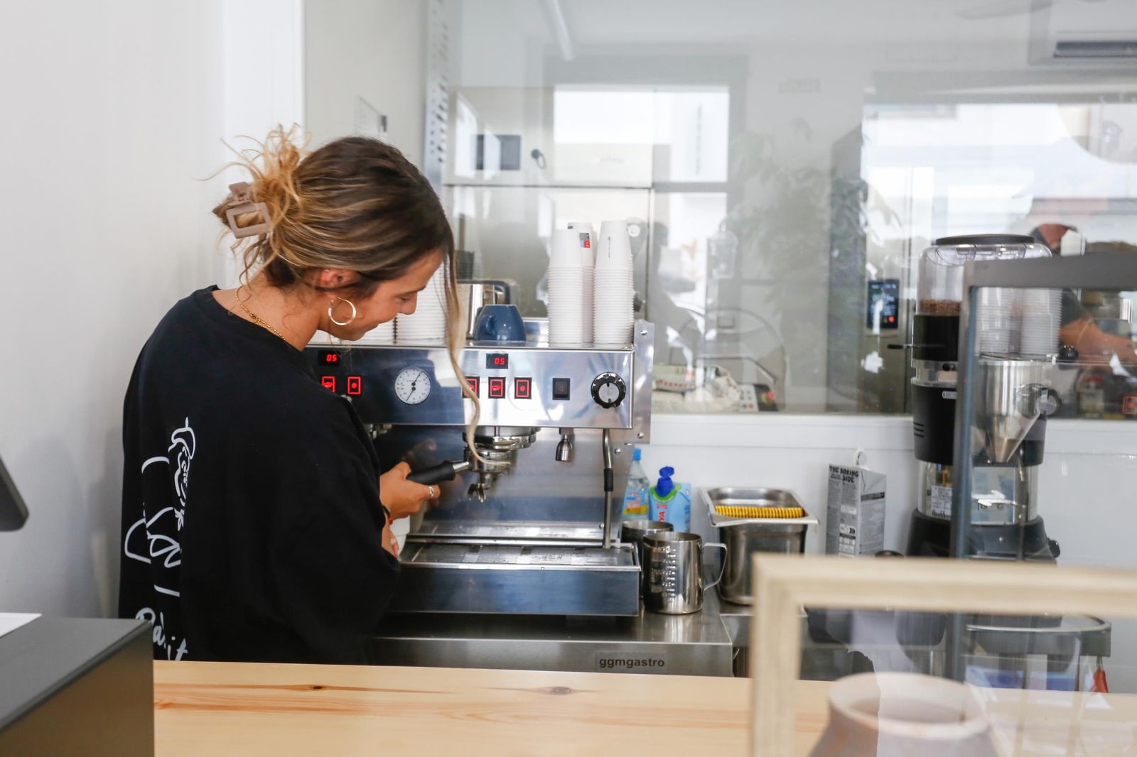 Fotos de una visita a "Pastelito", la nueva panadería y pastelería que triunfa en Tarifa