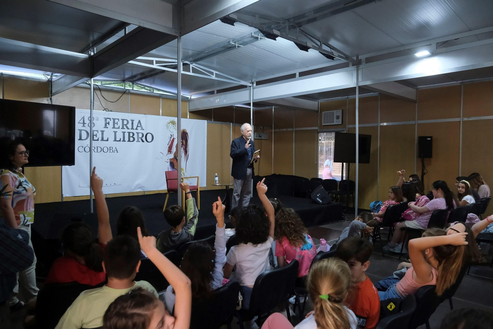 José María Merino en la Feria del Libro 2023.