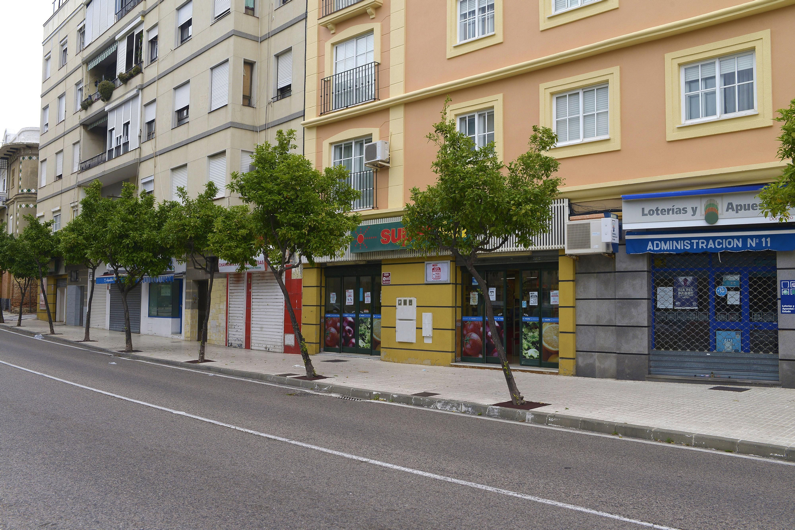 Fotos de las calles de Algeciras ern pleno confinamiento