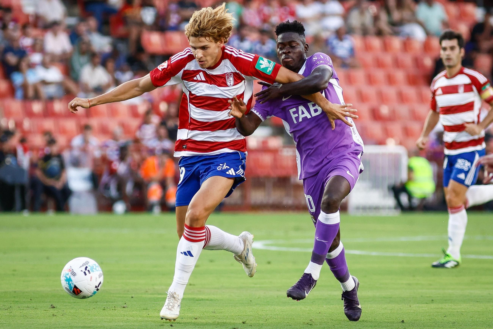 Granada CF vs Al Ain (14214460).jpg