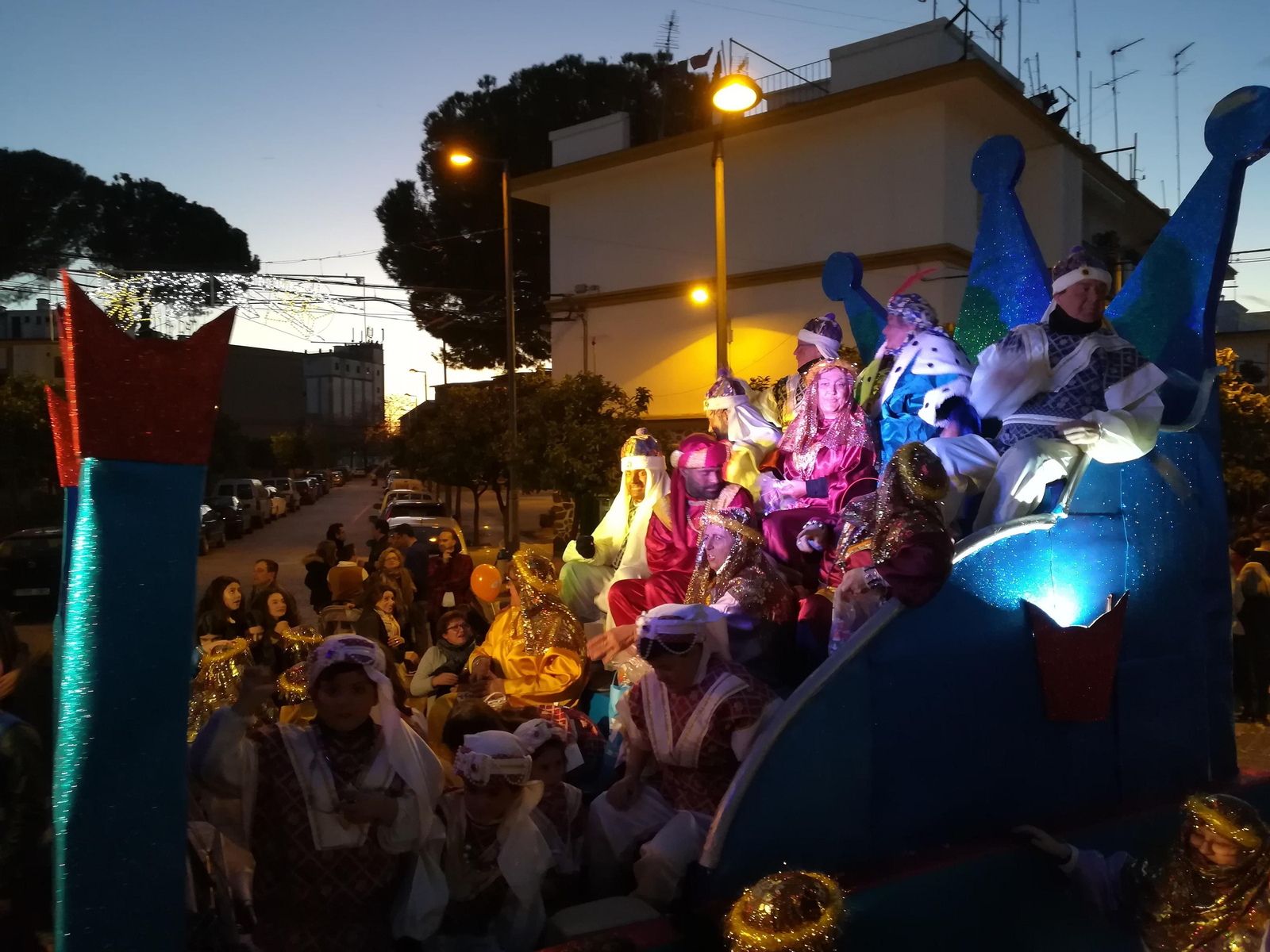 La visita de los Reyes Magos a la provincia