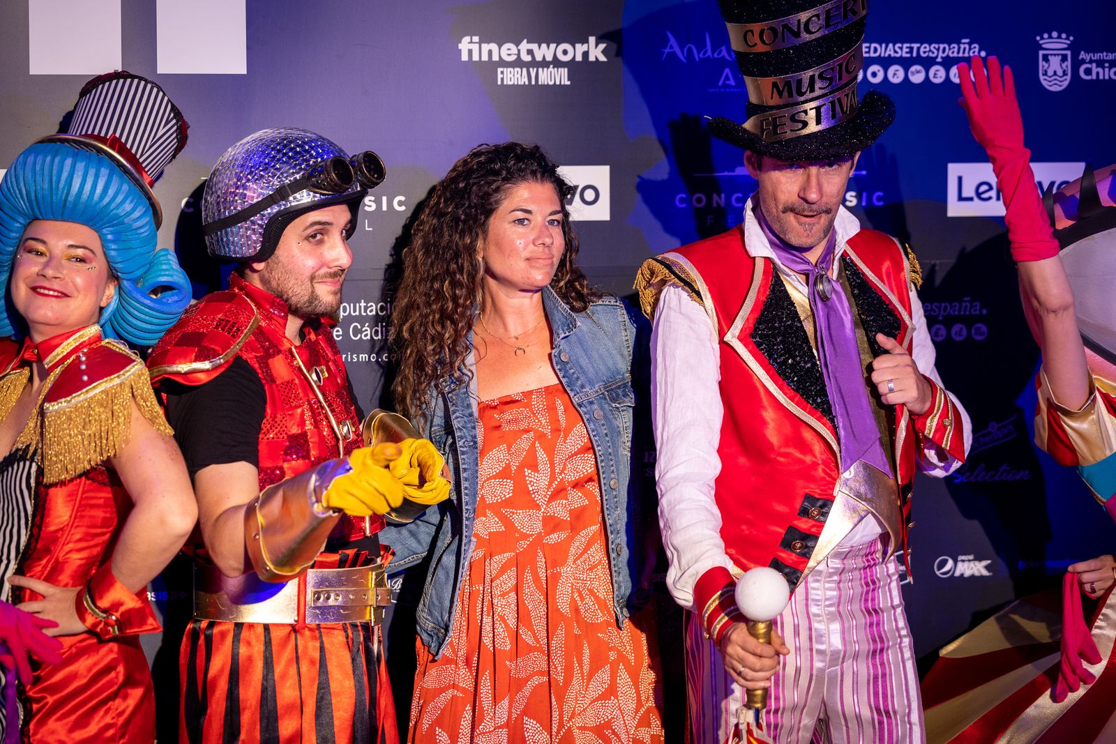 Búscate en el concierto de Taburete en el Concert Music de Chiclana