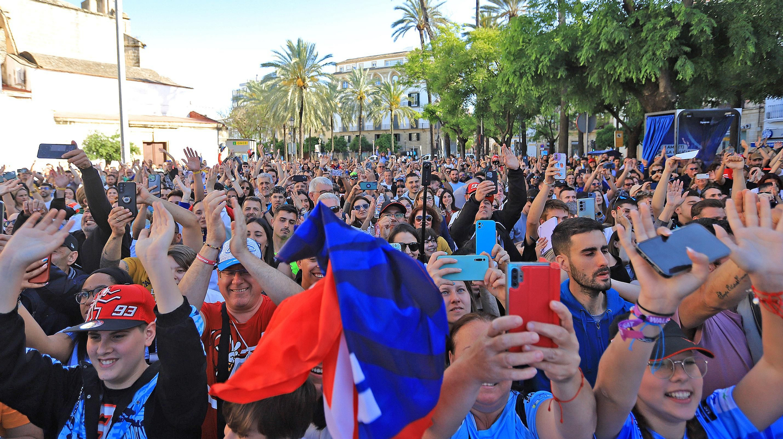 Marc y Alex Márquez inauguran 'Garage 93' en Jerez