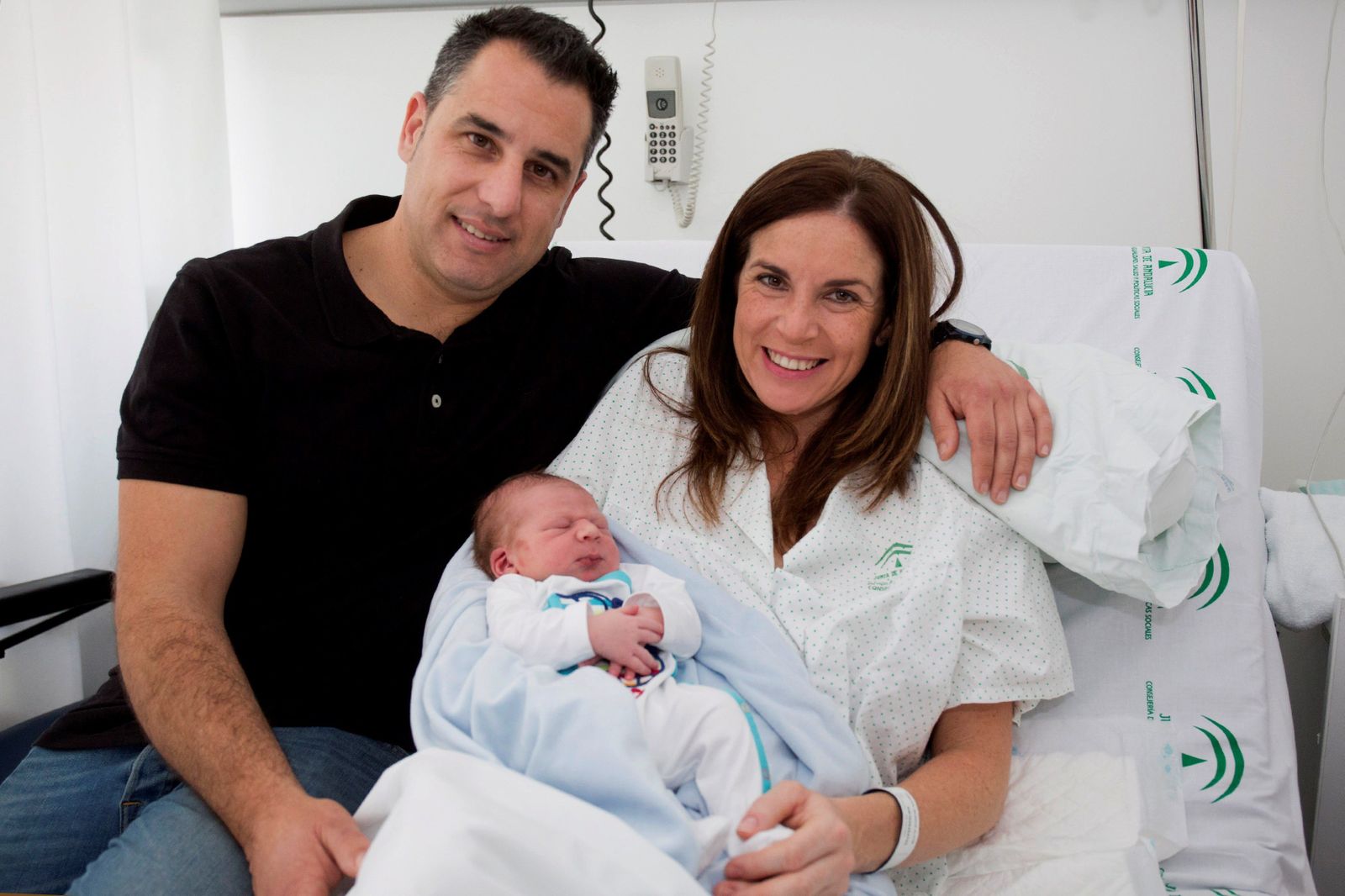 Un malagueño llamado Lucas, el primer bebé nacido en Andalucía.