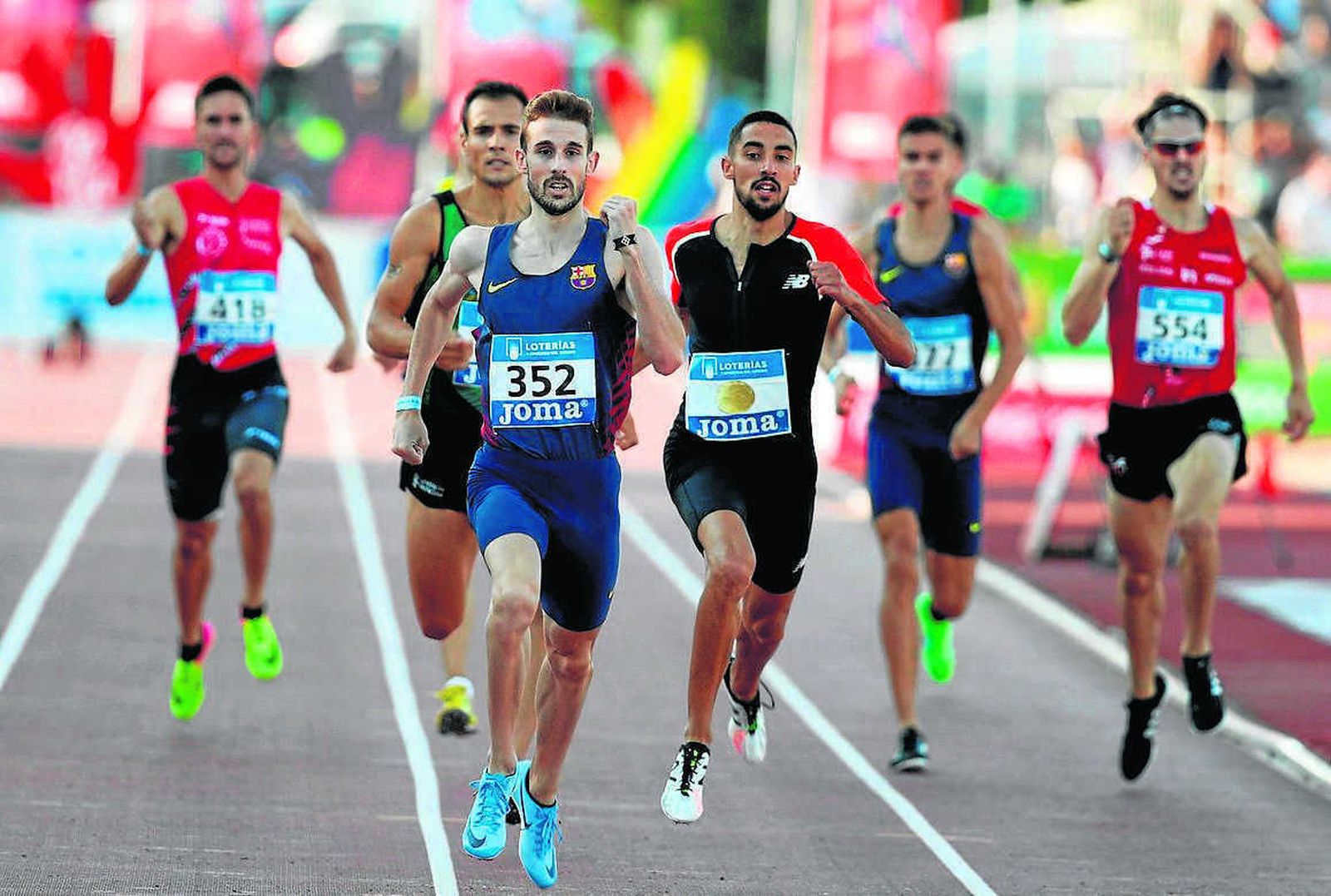 Álvaro de Arriba se impuso en la final de los 800 metros lisos en Getafe.