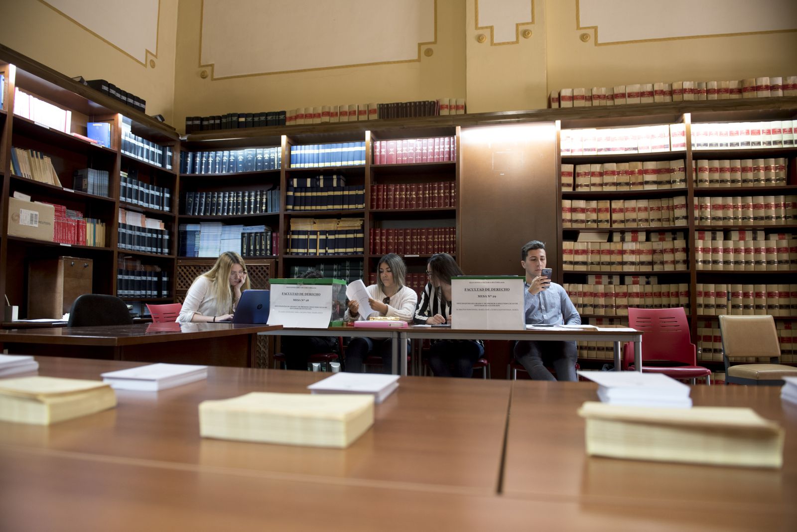 Las mejores imágenes de las elecciones en la UGR