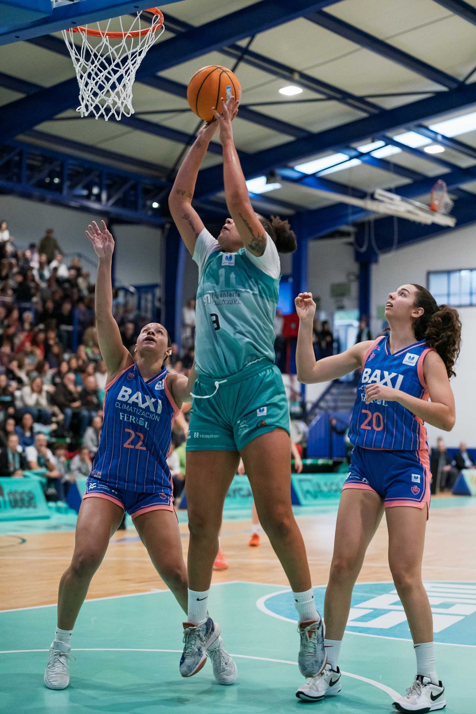 CAB Estepona-Baxi Ferrol: Partido redondo para hacer vibrar al Pineda