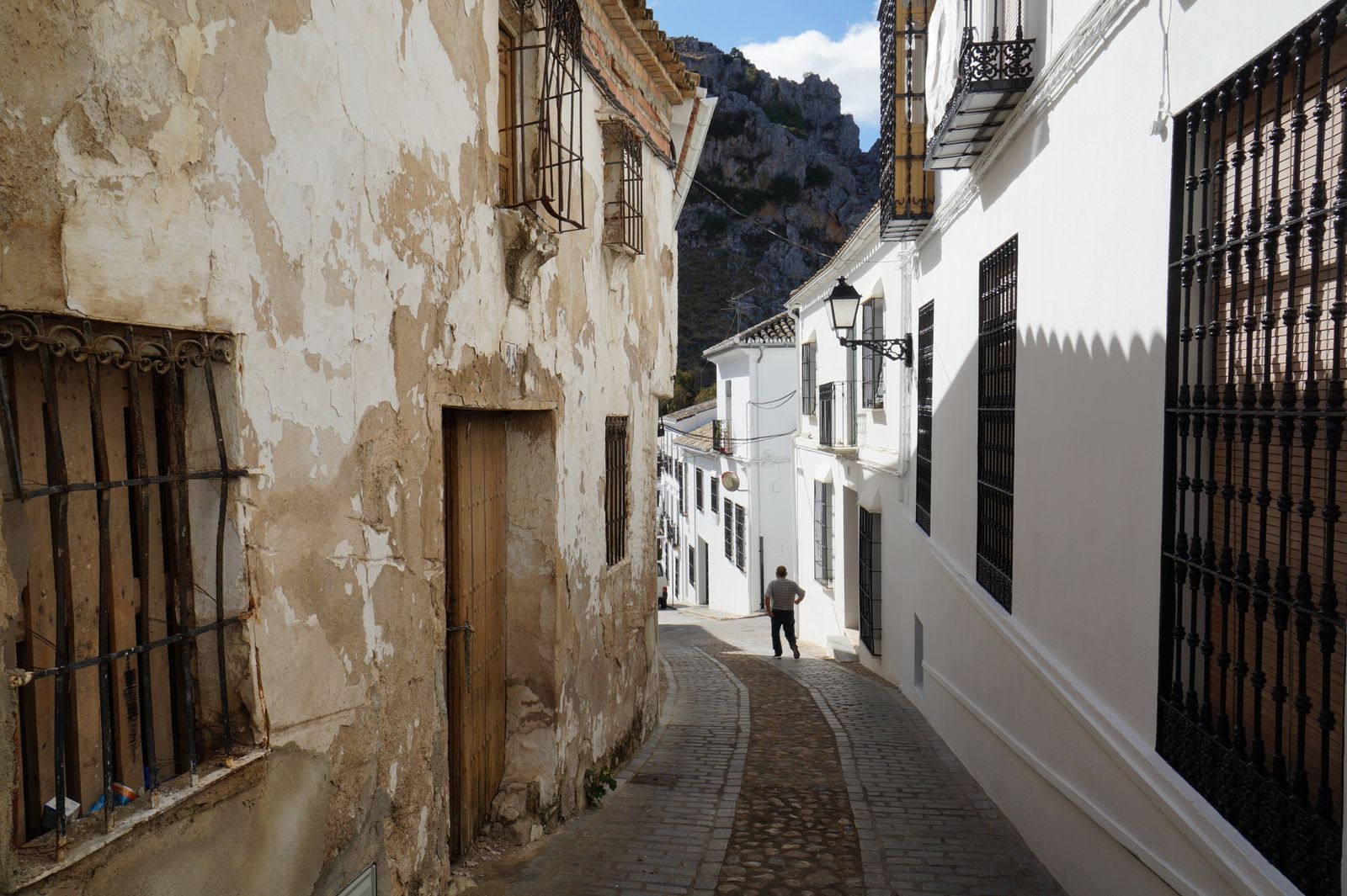 Las fotografías de un paseo por Zuheros, el municipio de Córdoba que resiste libre de covid