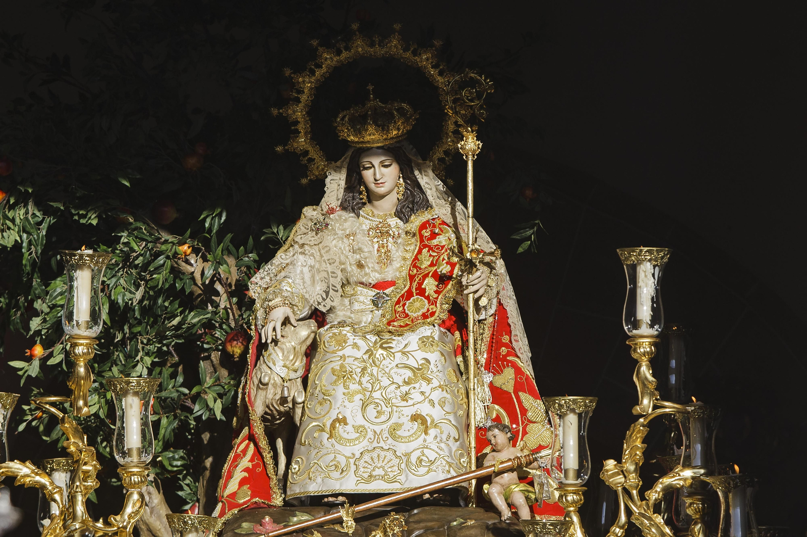 La procesión de la Divina Pastora de San Fernando, en imágenes