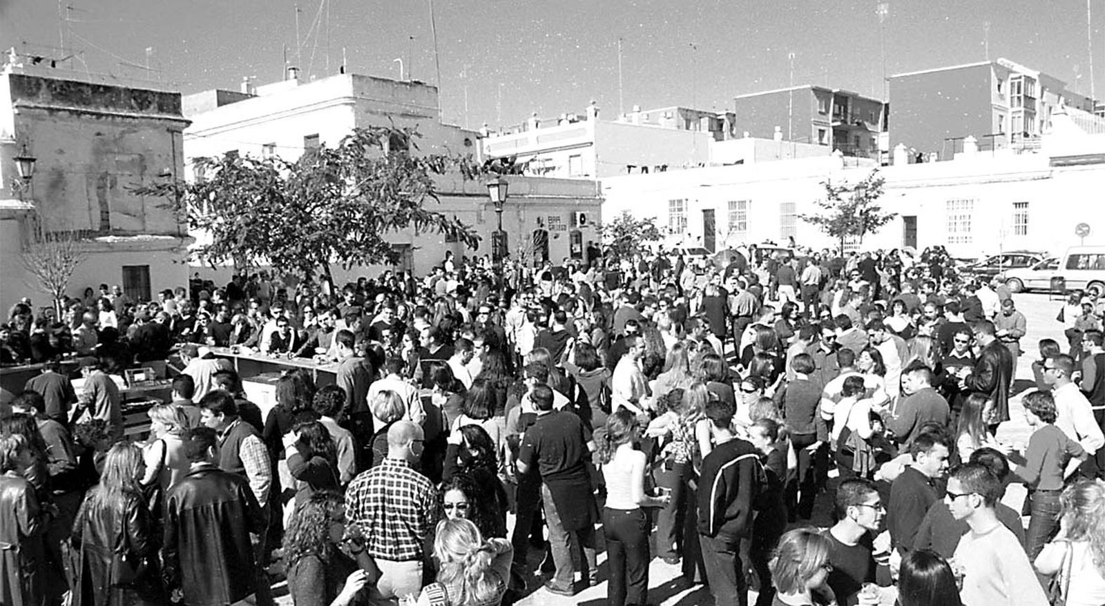 Ambiente en la Plaza de las Vacas en el Carnaval de 2001 en San Fernando