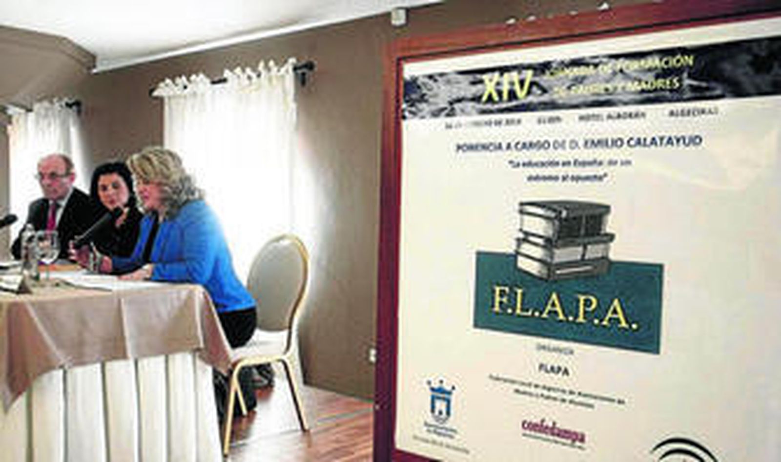 Bernabé Ramírez, Cristina Saucedo y María de los Ángeles Maza, ayer en la inauguración de las jornadas.