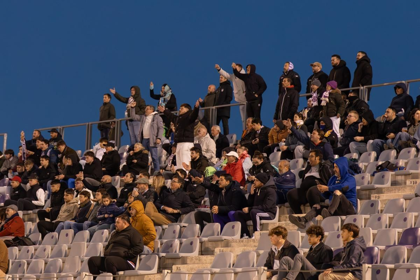 La remontada del Real Jaén al CD Torreperogil, en imágenes