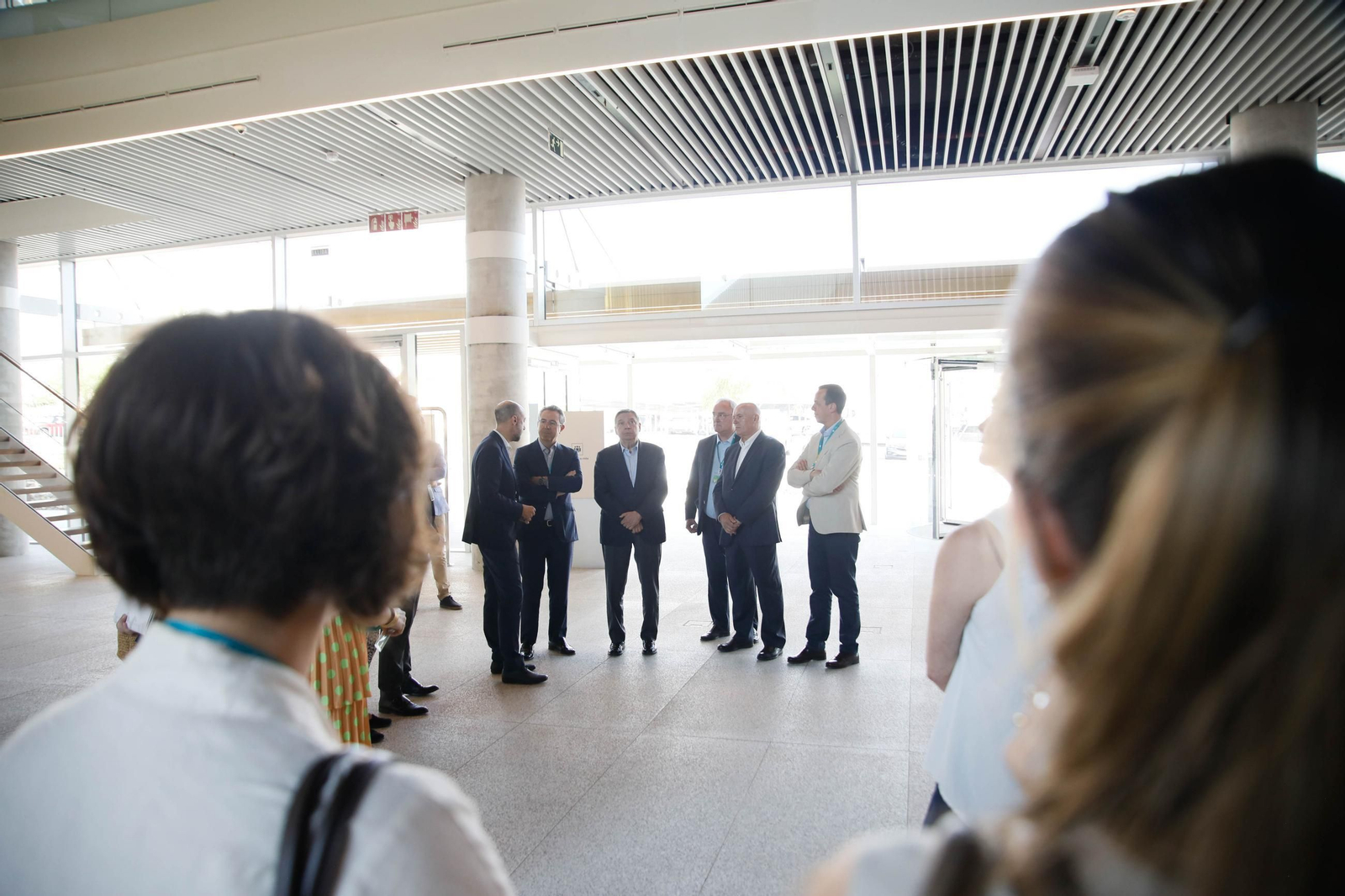 El ministro de Agricultura, Pesca y Alimentación, Luis Planas, visita el Centro Tecnológico Financiero del Grupo Cajamar en el Parque Científico-Tecnológico de Almería (PITA), en imágenes