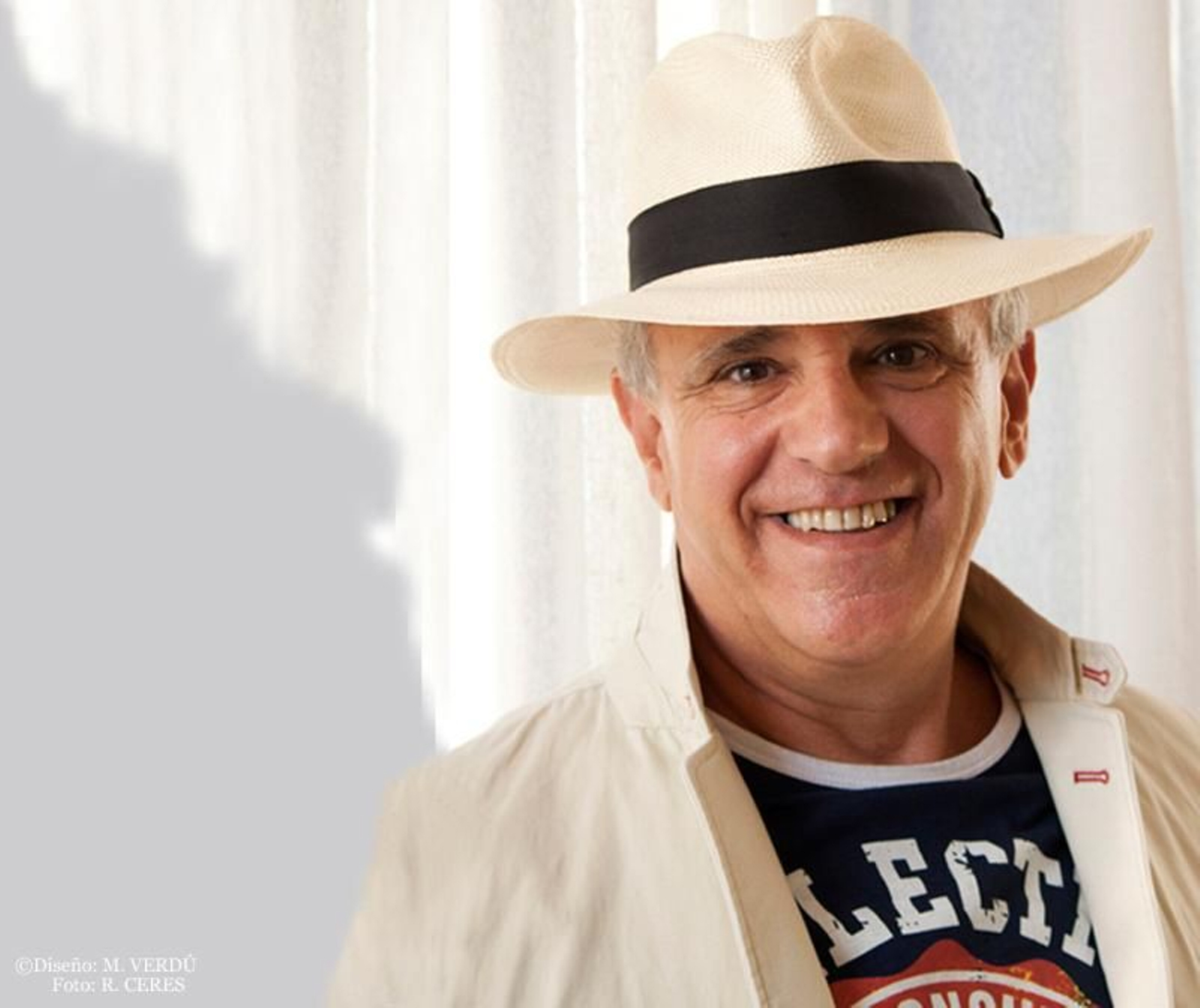 El poeta Manuel Salinas.