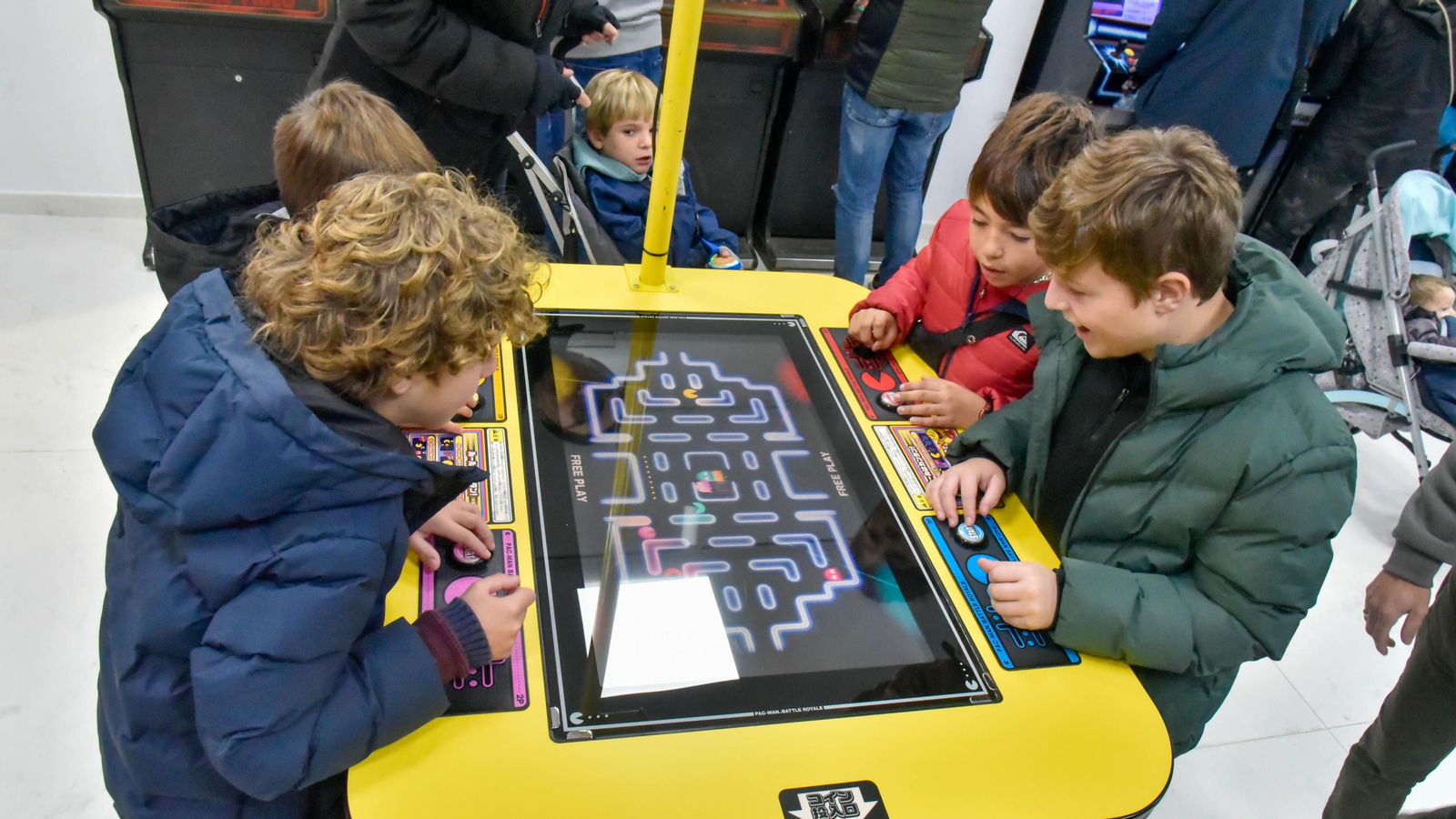 Las fotos del Salón Arcade en San Roque