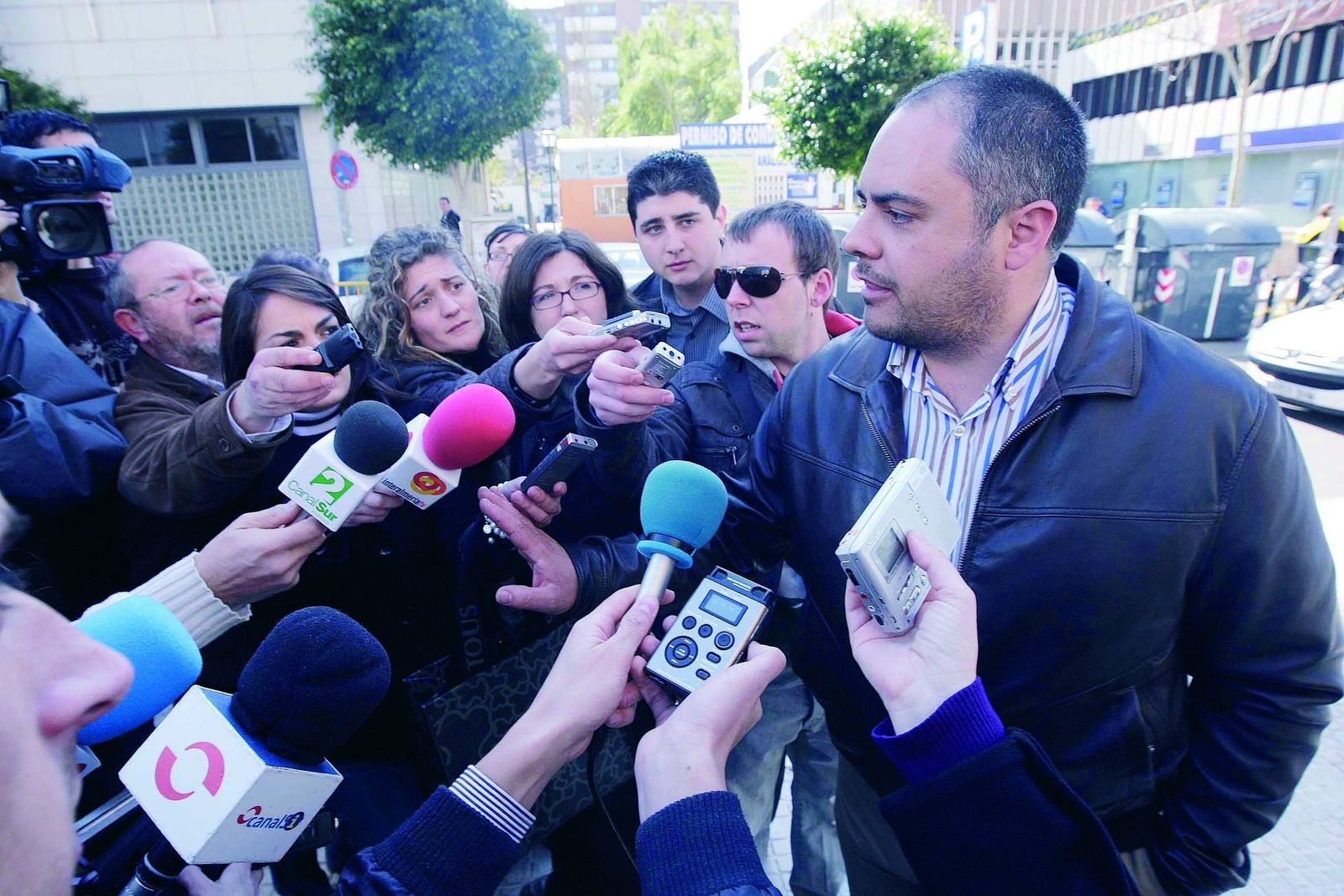 Modesto Francisco López a su salida del juzgado tras declarar contra el exalcalde de Ohanes.
