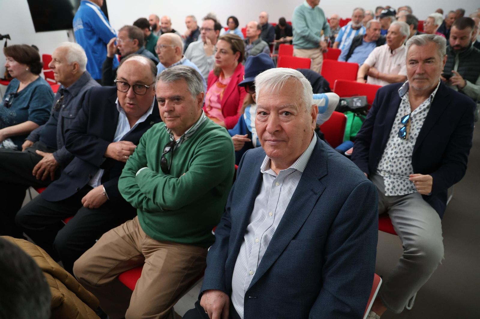 Las fotos de la gran reunión del 120 aniversario del fútbol en Málaga Las fotos de la gran reunión del 120 aniversario del fútbol en Málaga