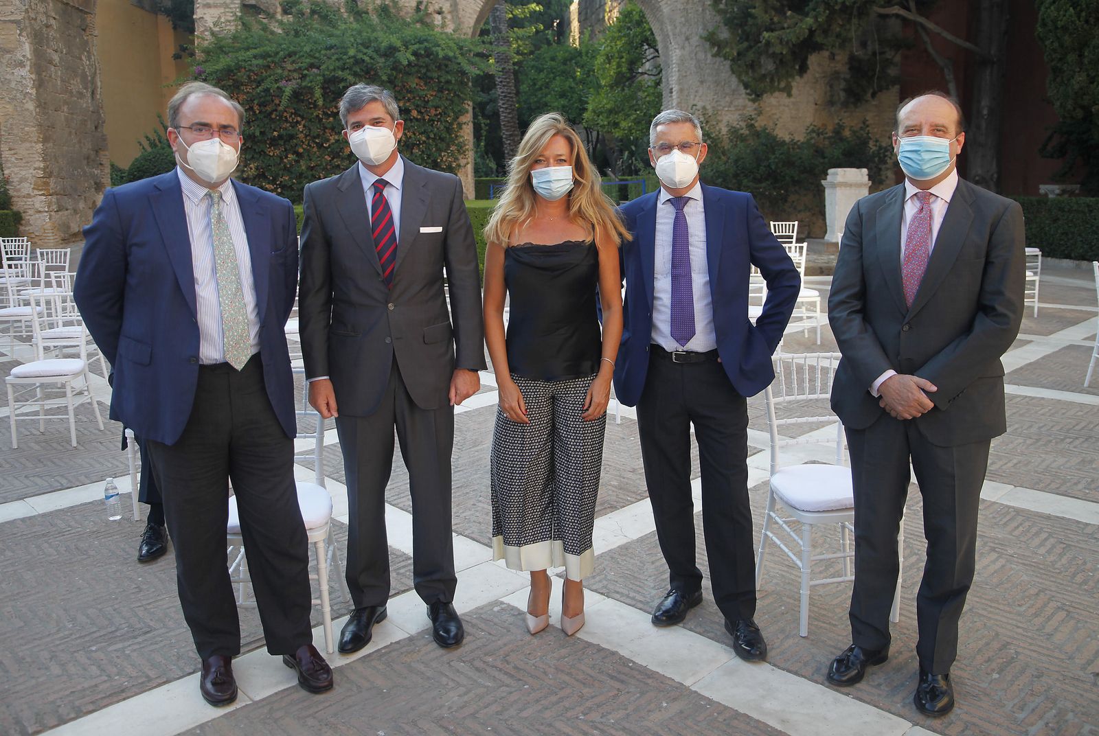 Las imágenes de la presentación del 18º Anuario Joly