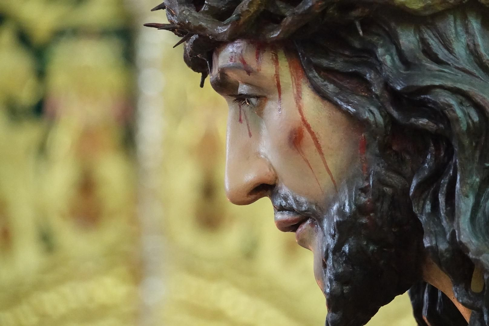 Las fotos de Estudiantes, en el Lunes Santo de Málaga