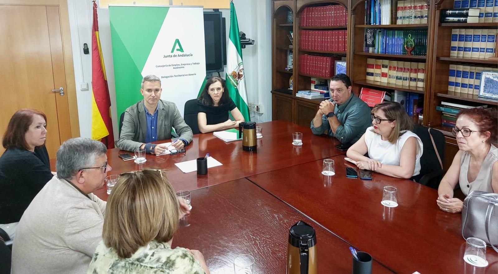 Reunión del delegado con el comité de empresa de MABE.
