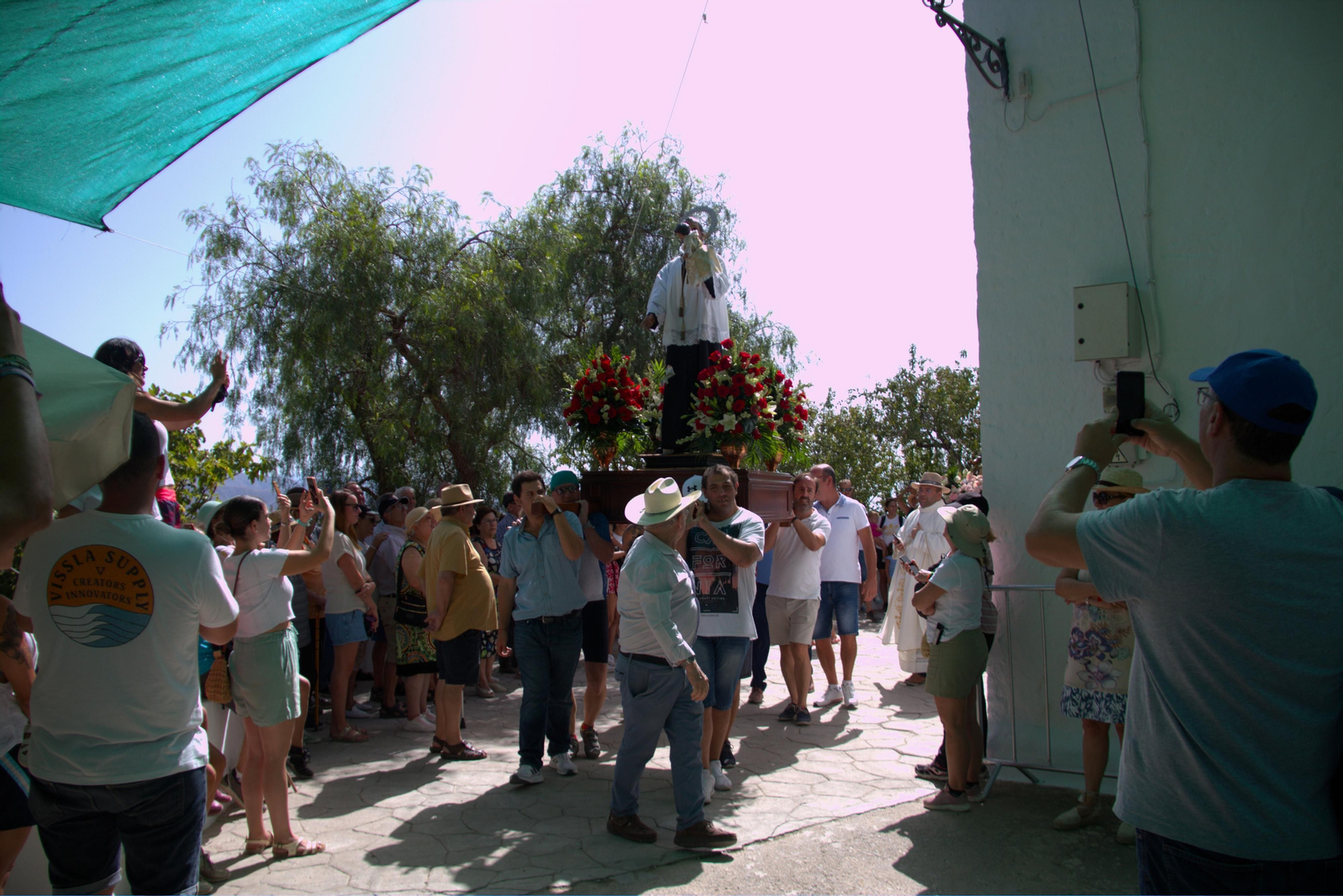 Así ha sido la procesión de San Cayetano en Jolúcar Así ha sido la procesión de San Cayetano en Jolúcar