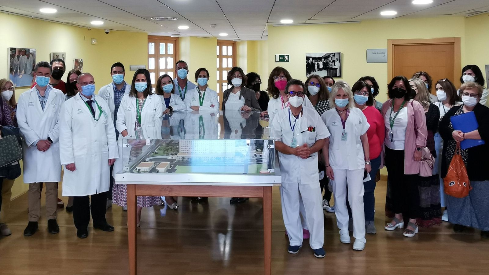 •	Enfermeras Gestoras de Casos del Área de Gestión Sanitaria Sur de Sevilla que han recibido hoy  la formación en este ámbito en el Hospital de Valme junto al equipo directivo.