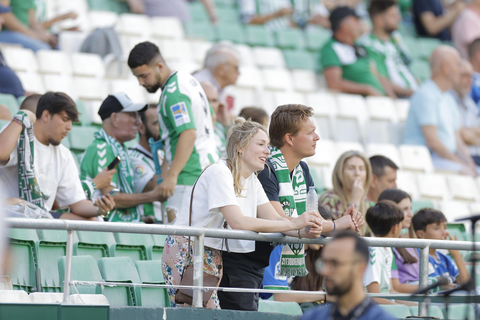 Búscate en las fotos del Betis-Rayo