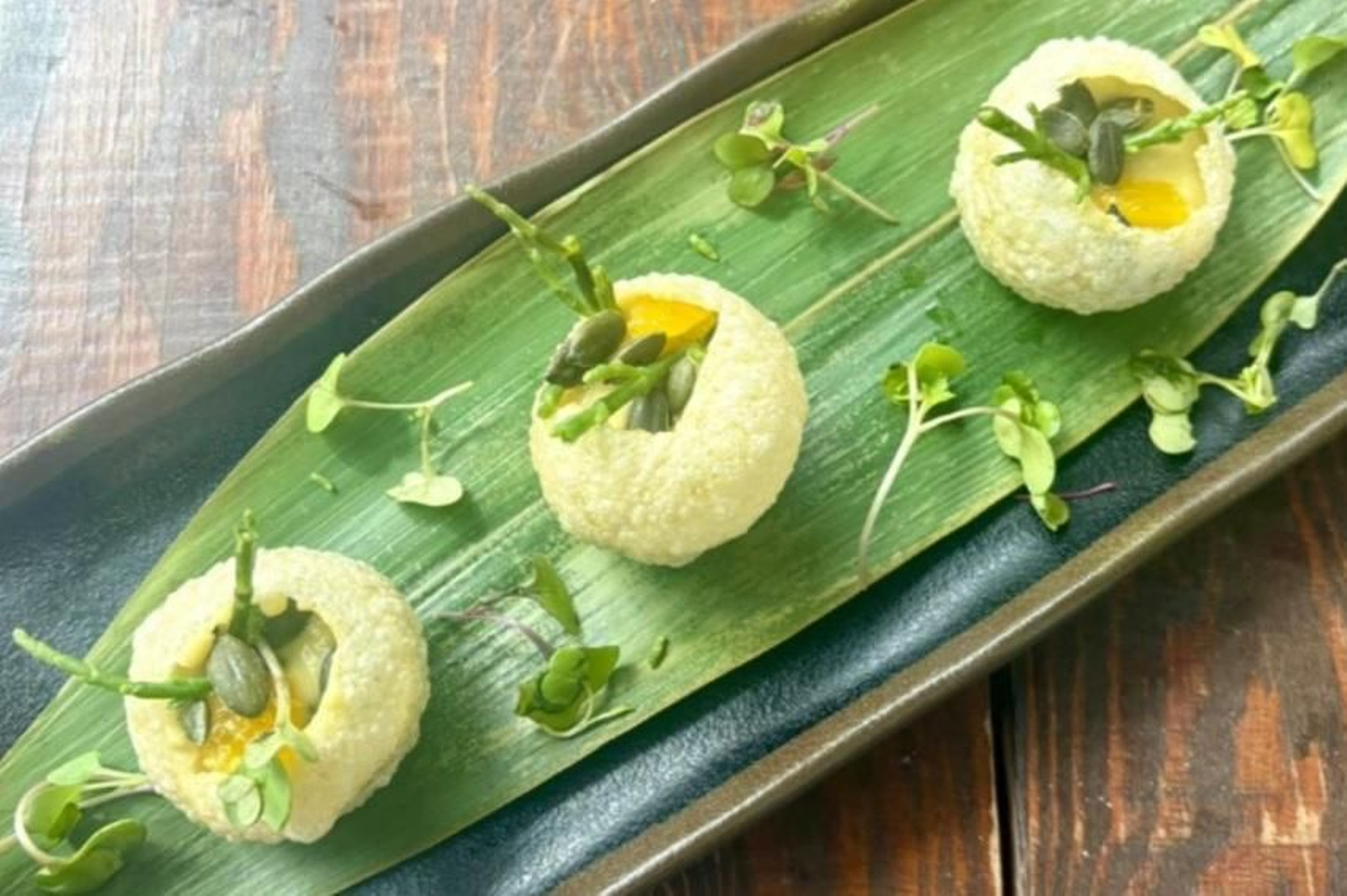 Apriori - Pani Puri de Salmorejo de aceituna