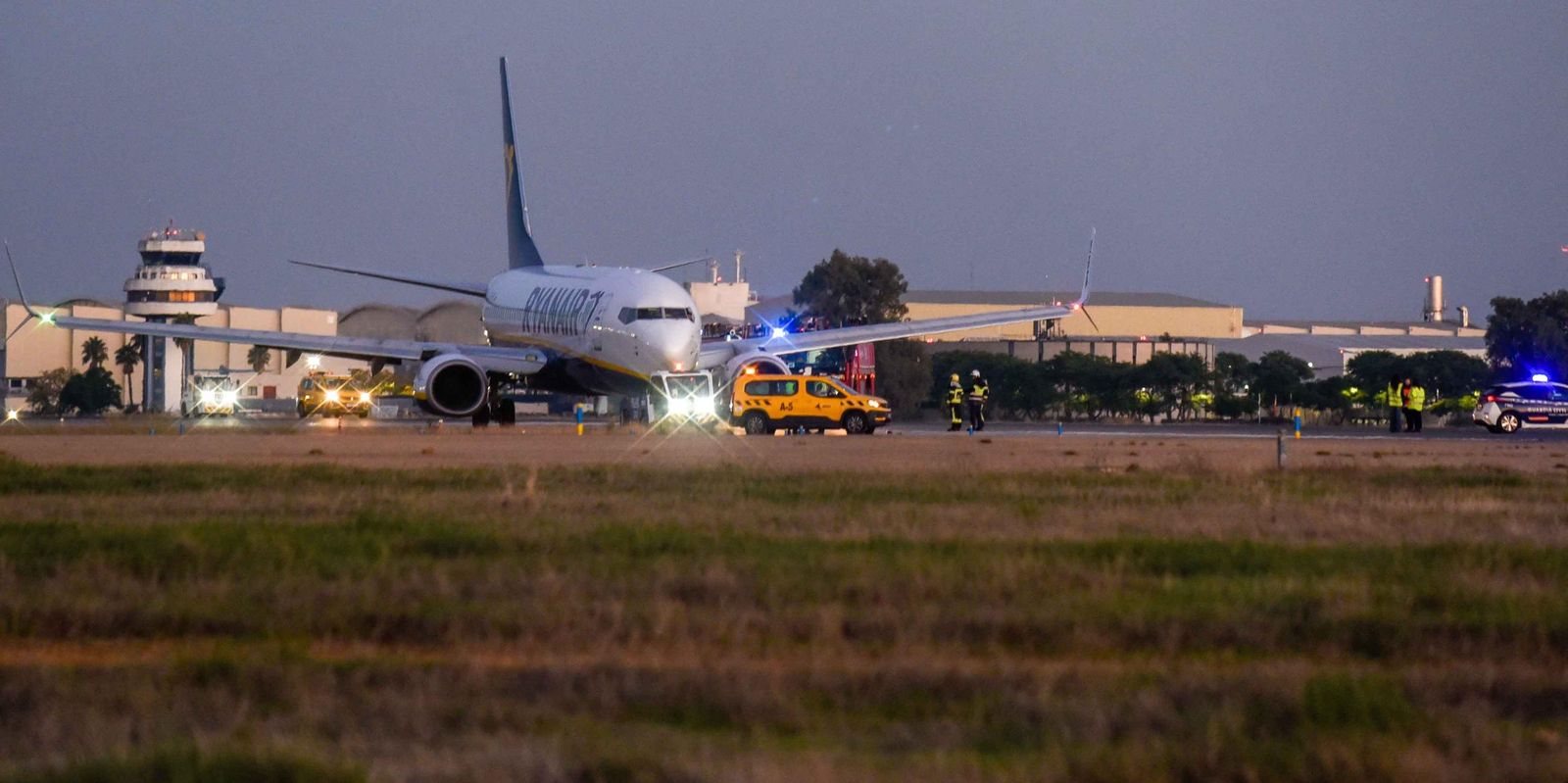 Aterrizaje de emergencia de un avión en Sevilla