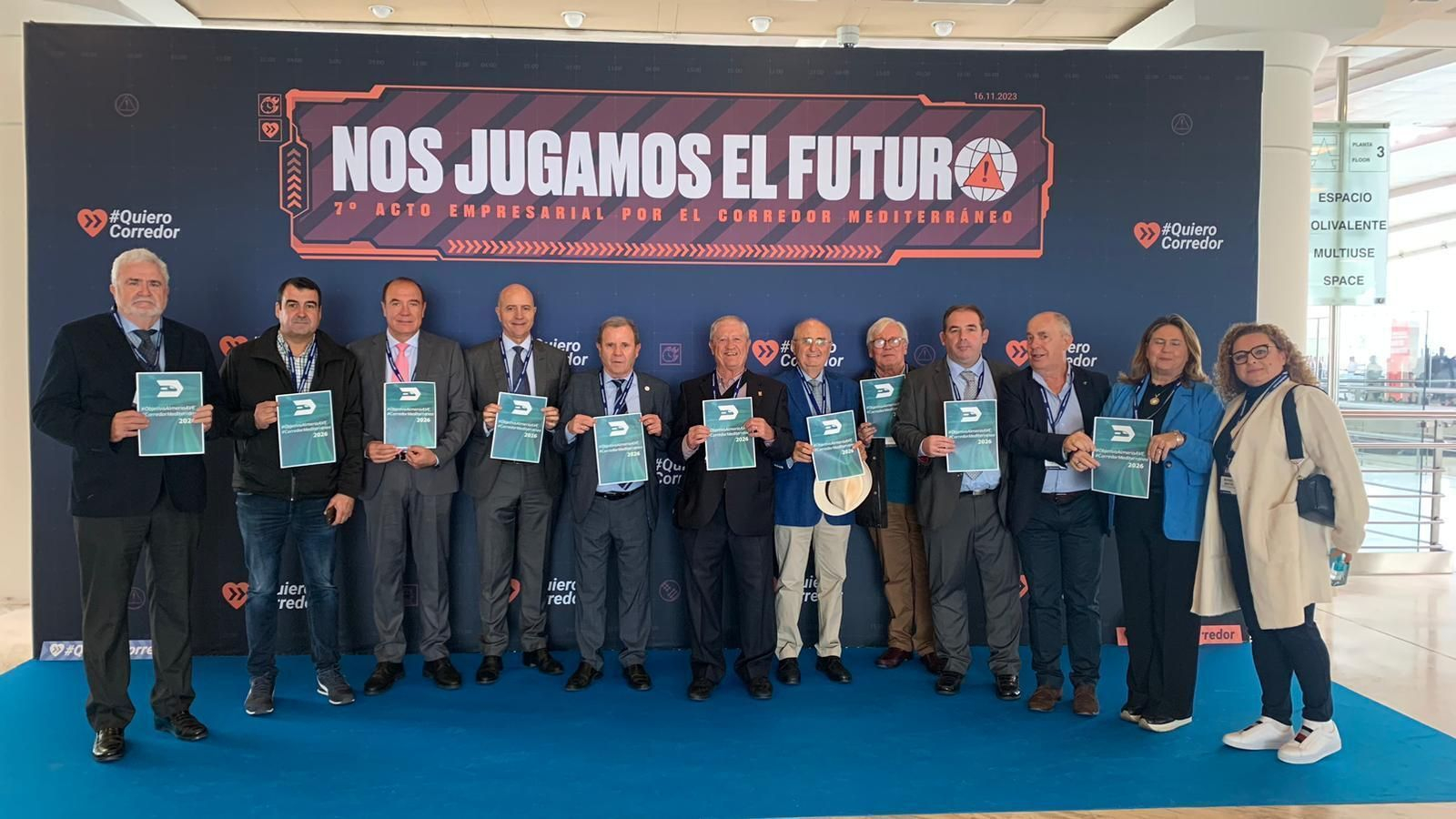 Representación almeriense en el acto empresarial por el Corredor Mediterráneo.