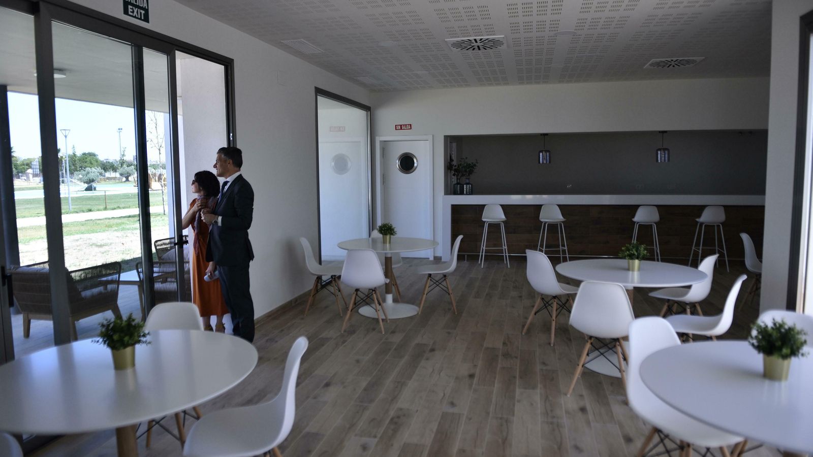 Interior del club social del nuevo residencial.