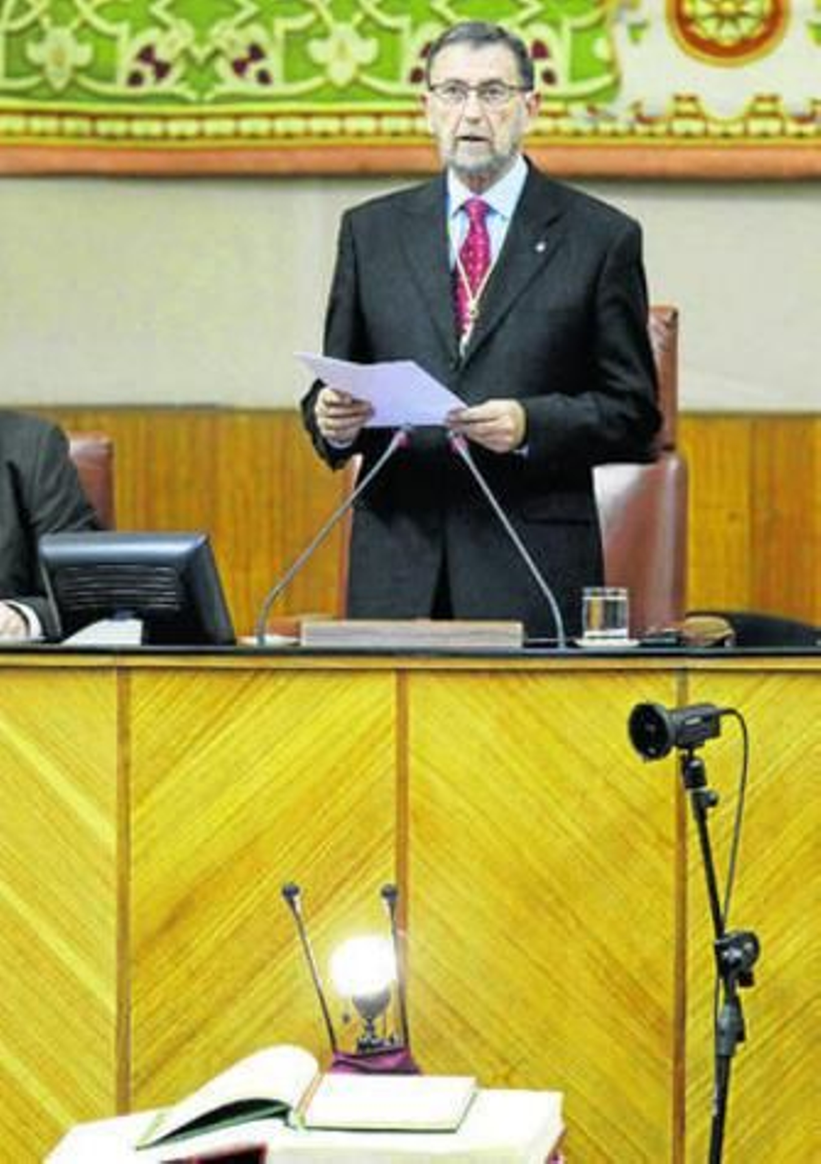 Manuel Gracia, presidente del Parlamento.
