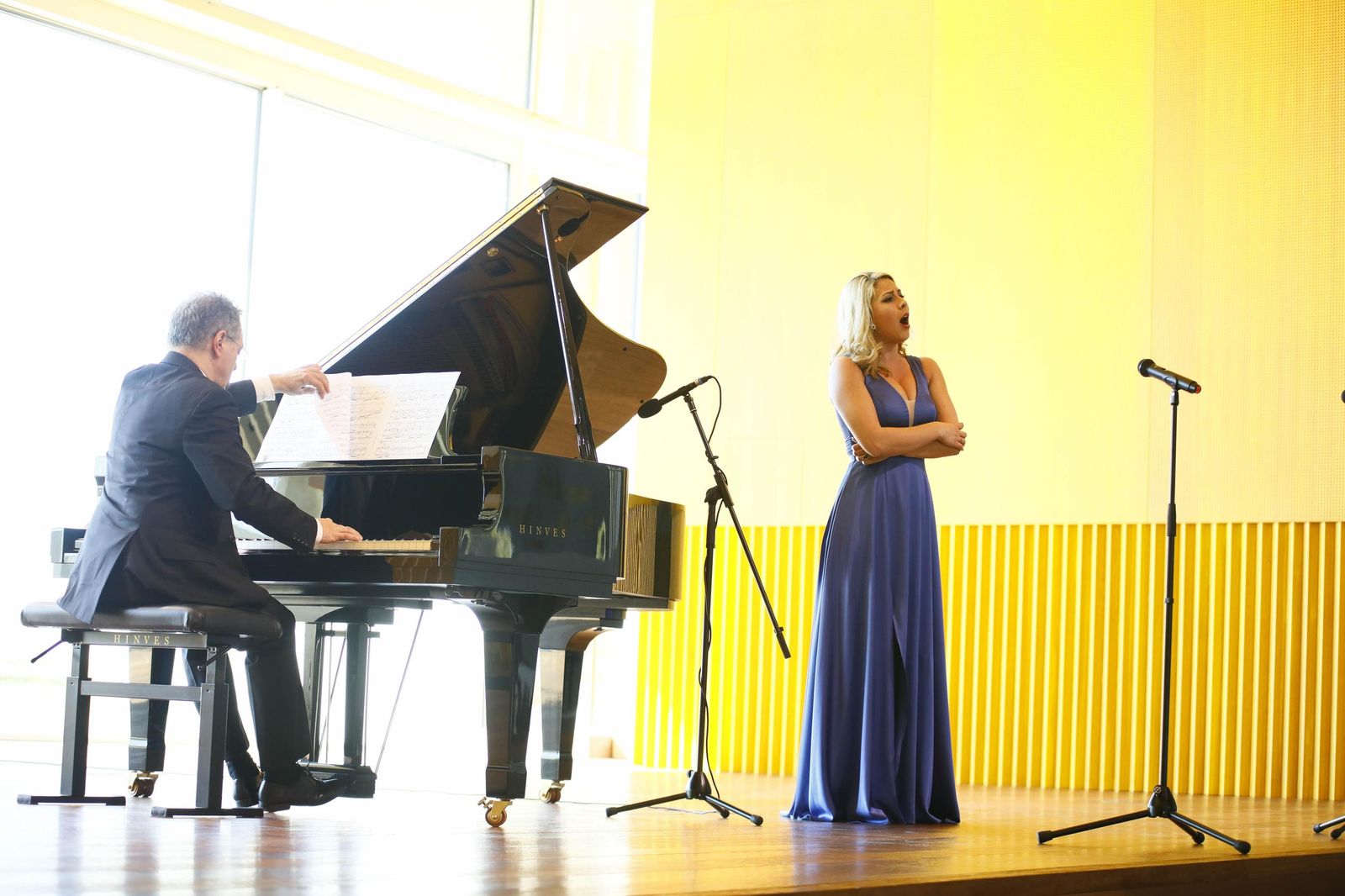Imágenes del concierto de ópera y zarzuela de la OCAL en el auditorio de Cajamar en el PITA