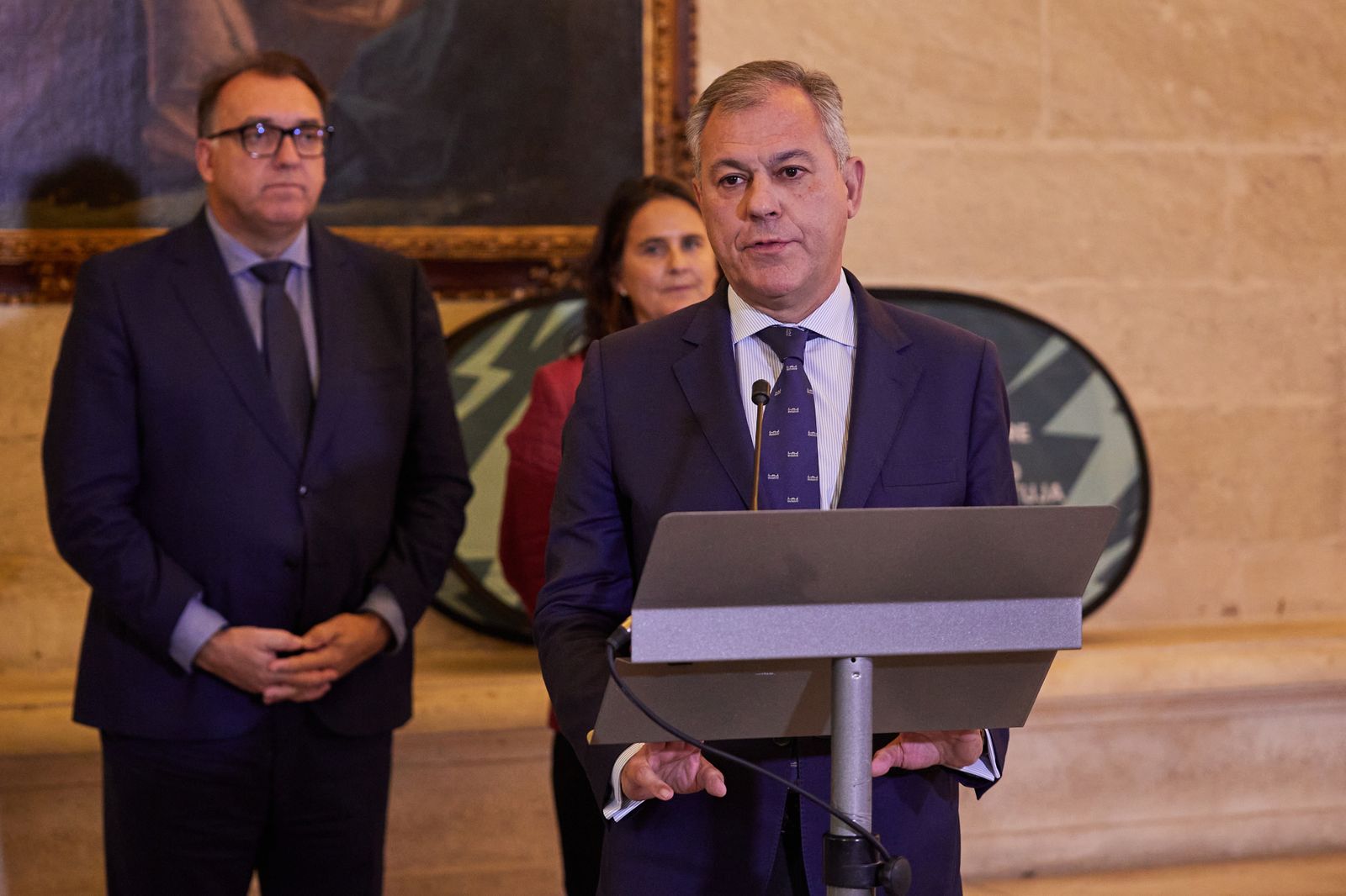 Las fotos de la Copa Billie Jean King con el alcalde jugando al tenis