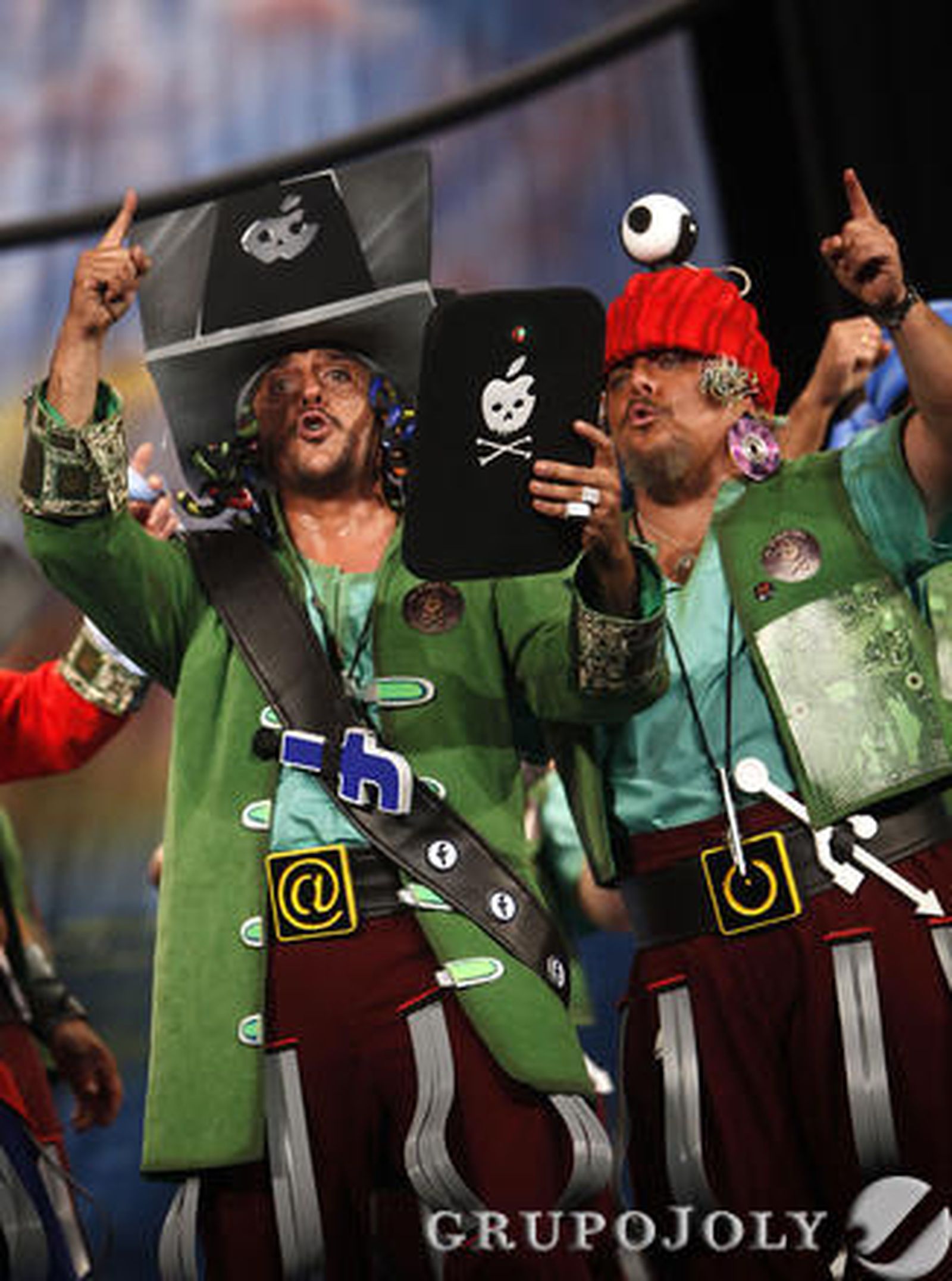 Foto: Jesus Marin - Lourdes de Vicente - Julio Gonzalez