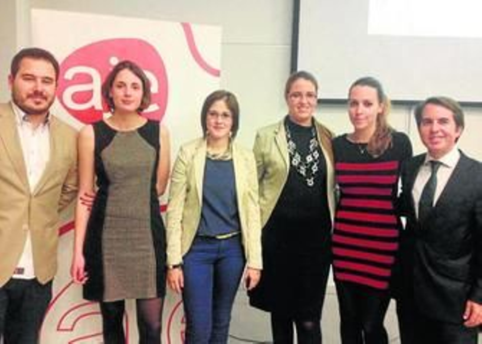 La jornada estuvo organizada por Carrida Plaza y la Asociación de Jóvenes Empresarios.