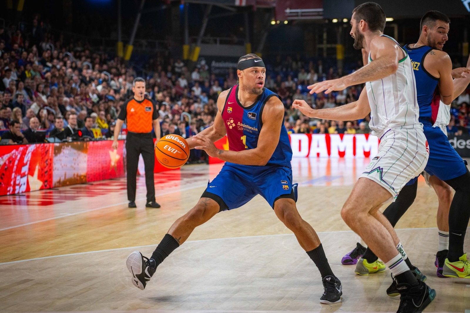 El Barcelona-Unicaja, en fotos