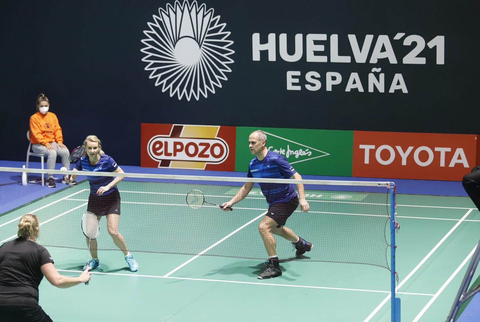 Imágenes del primer día de competición del Mundial senior de bádminton de Huelva 2021