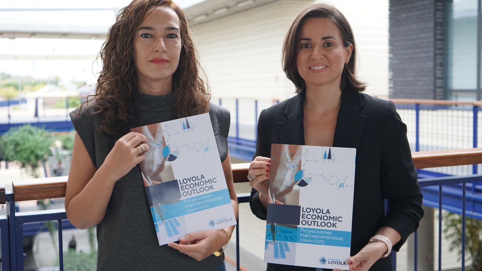 Laura Padilla, profesora de Economía y María del Carmen Delgado, directora del Departamento de Economía y directora ejecutiva del informe.