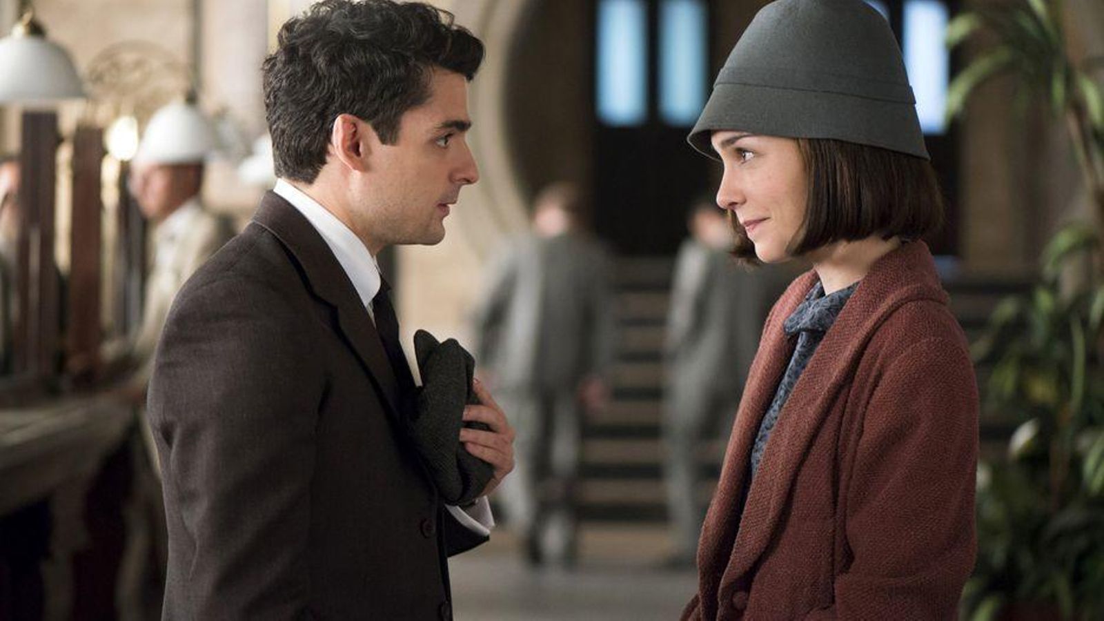 Nadia de Santiago como Marga en 'Las chicas del cable'.