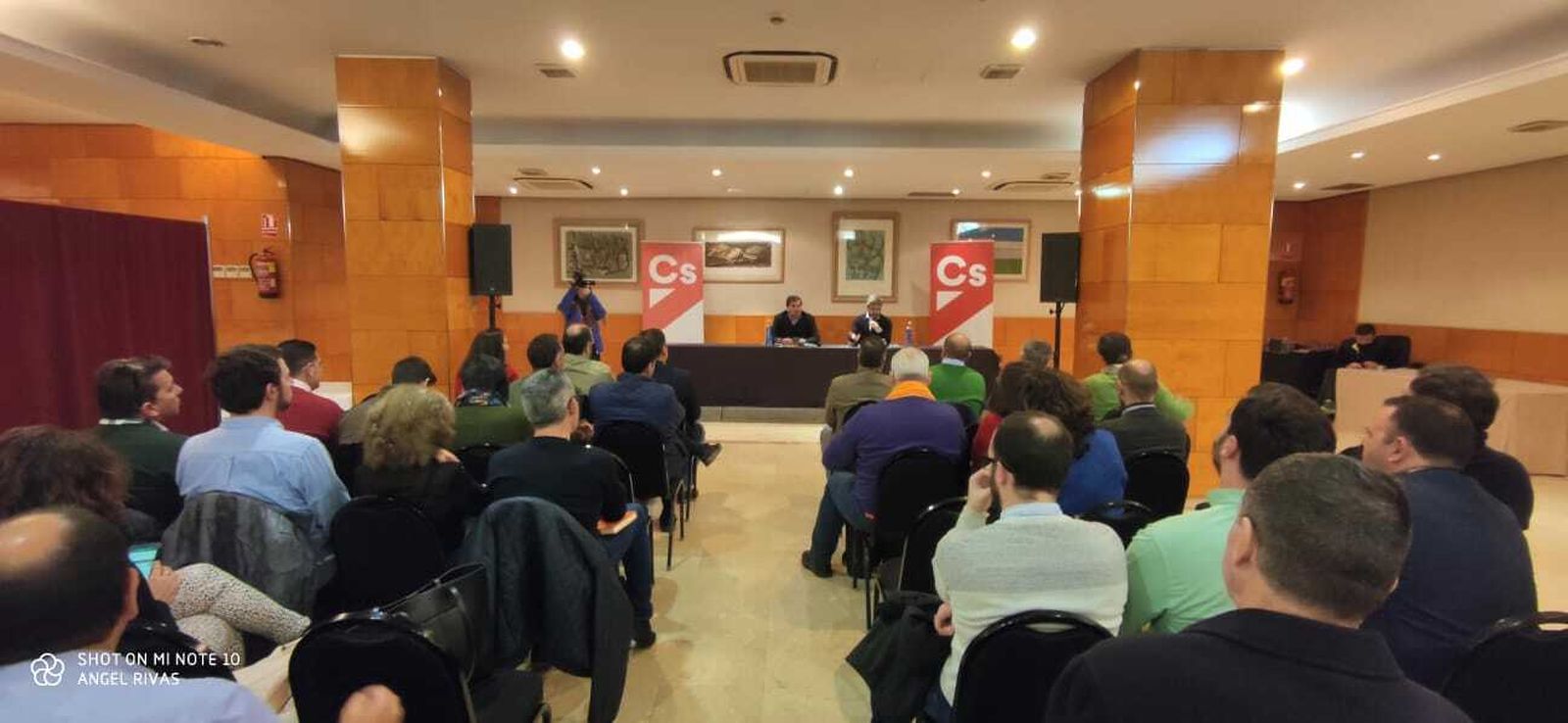 Un momento de la Asamblea Extraordinaria de Ciudadanos Huelva celebrada el miércoles en el hotel NH Luz de la capital onubense.