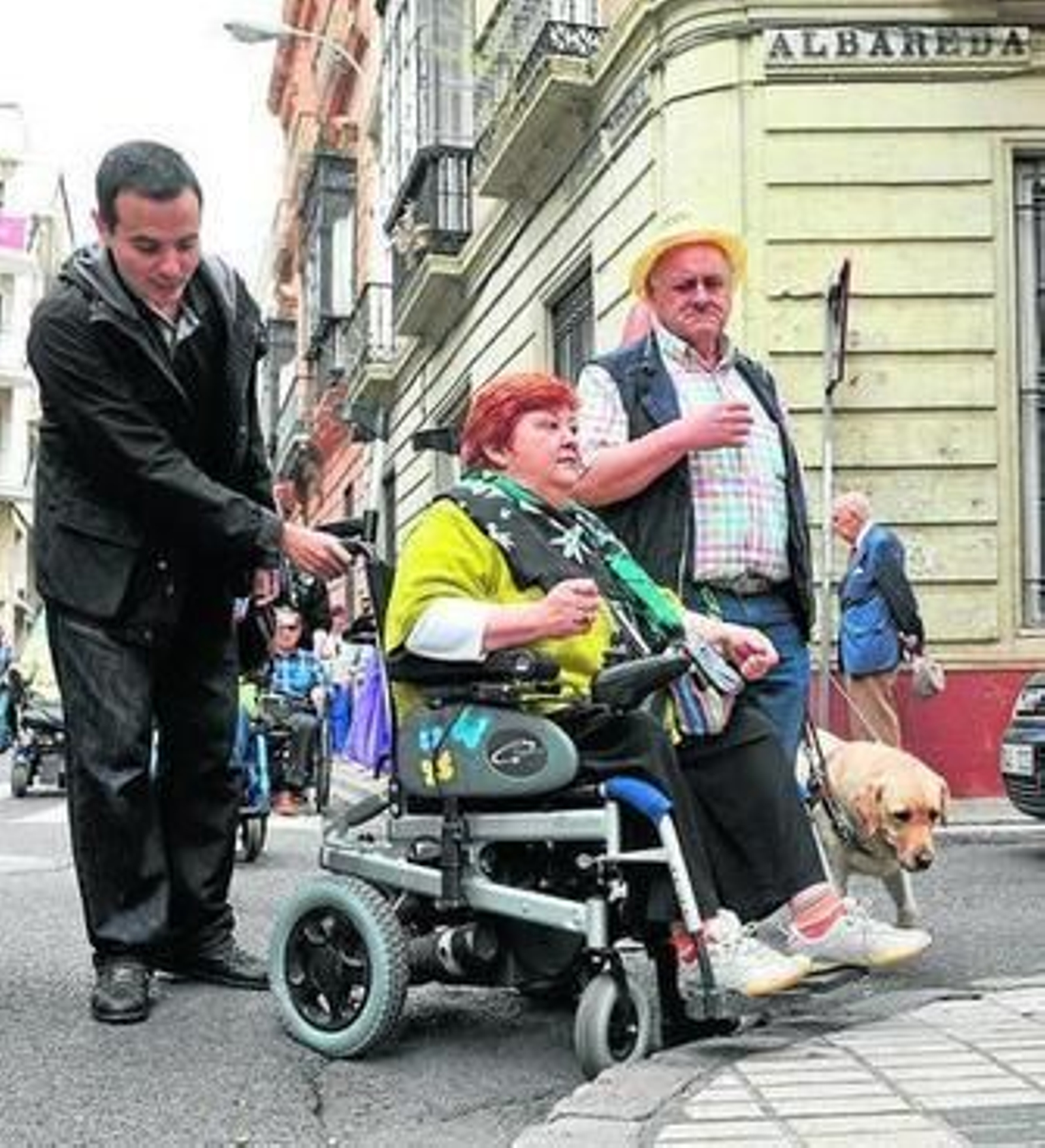 La marcha, a su paso por la calle Méndez Núñez.